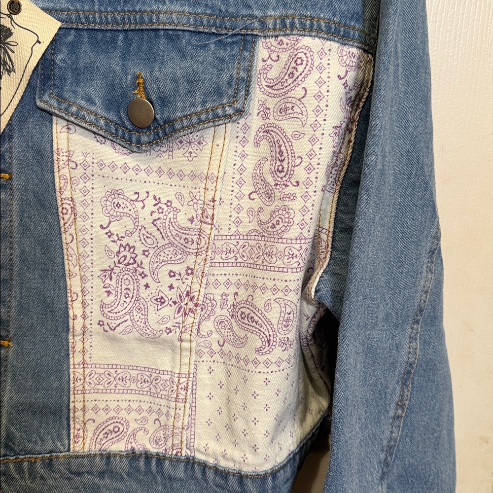 Easel Jean Jacket * NEW WITH TAGS* - Picture 6 of 8